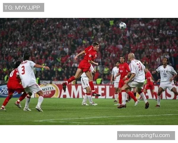 坦帕湾暴徒与亚特兰大联II队的激烈对决展现足球魅力与团队精神